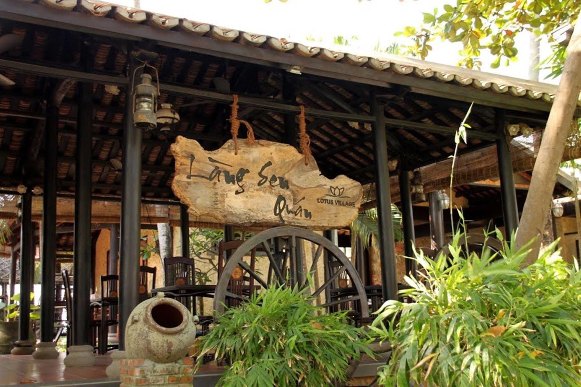 Lotus Village Resort Mũi Né Exterior foto