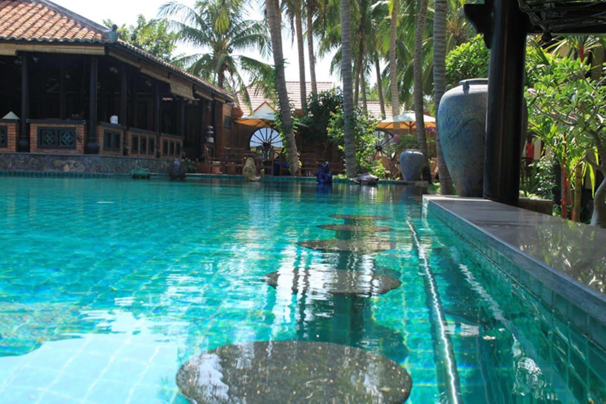 Lotus Village Resort Mũi Né Exterior foto